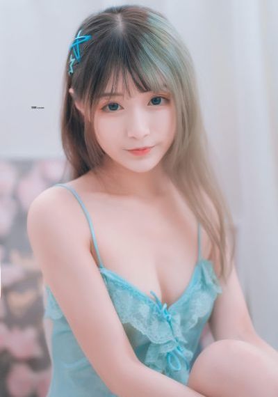我要成名+吃奶镜头片段_高清完整版BD